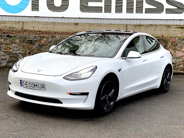 Tesla Model 3 Standard Plus