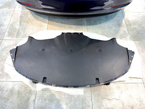 Защита днища заднего бампера Tesla Model 3