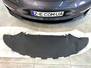 Защита нижняя переднего бампера Tesla Model 3
