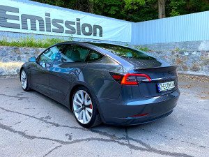 Tesla Model 3 Long Range Performance