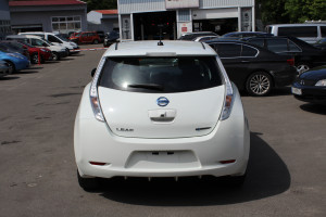 Nissan Leaf S