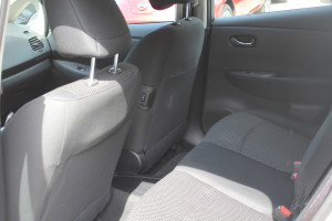 Nissan Leaf S