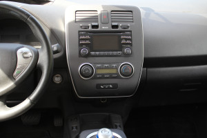 Nissan Leaf S