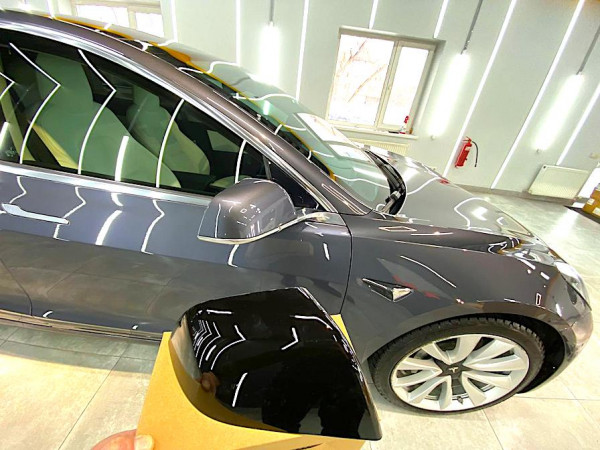 Кожух зеркала наружного правый Tesla Model 3