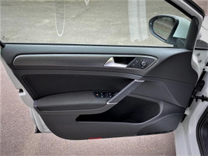 VOLKSWAGEN E-GOLF 36 кВ